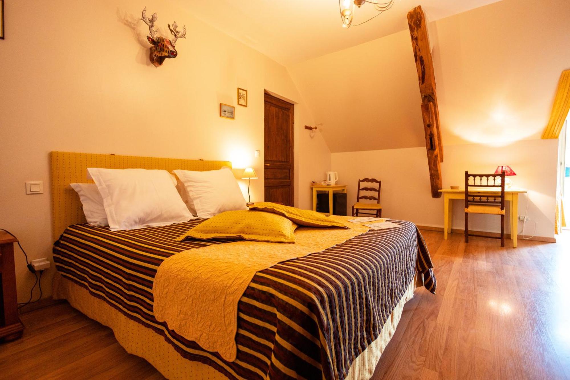 Ferme De Marpalu Bed and Breakfast La Ferté-Saint-Cyr Buitenkant foto